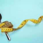 Chcete-li v létě zhubnout, musíte ze svého jídelníčku vyřadit těchto 11 potravin. Chcete-li v létě zhubnout, musíte ze svého jídelníčku vyřadit těchto