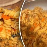 Netradiční večeře z těstovin a mletého masa: snadný recept